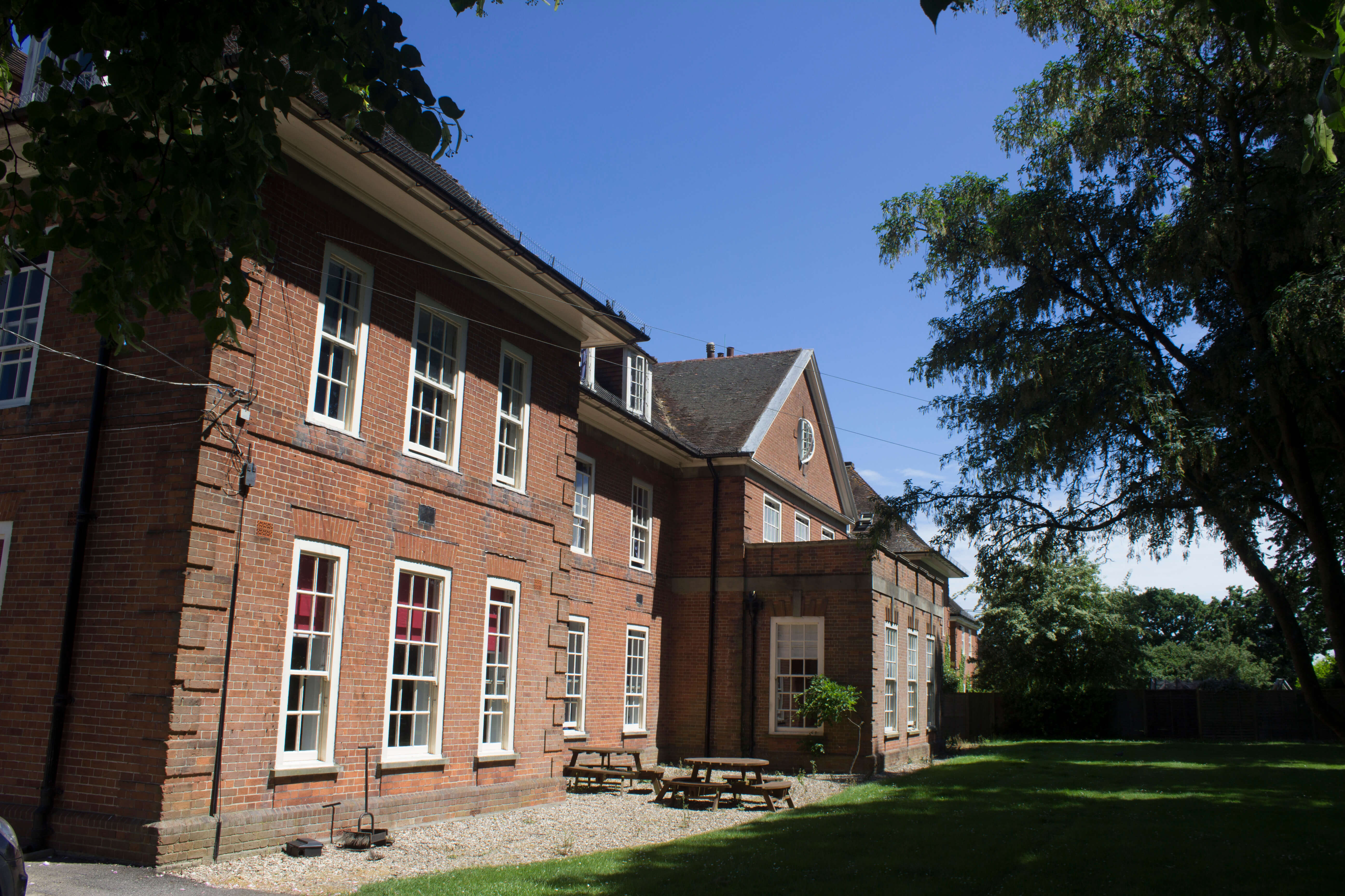 House on the hill (D) Bradfield College